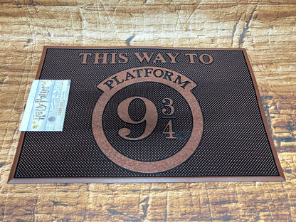  "Harry Potter Platform 9¾ deurmat 40x60cm met iconisch stationsbordje design"