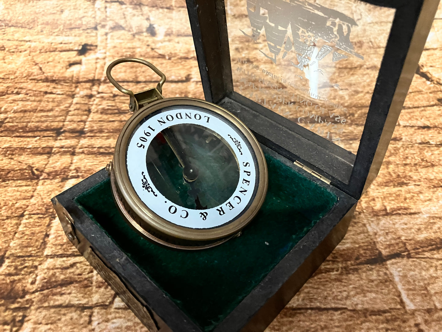 Kompas Spencer & Co London 1905.