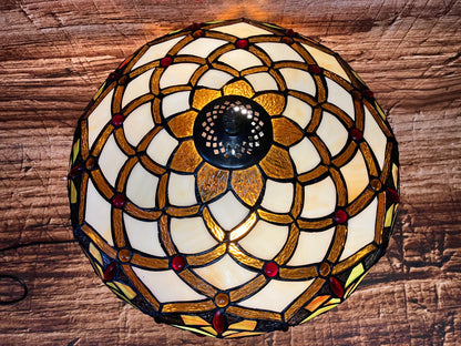 Stained glass table lamp 3 lights.