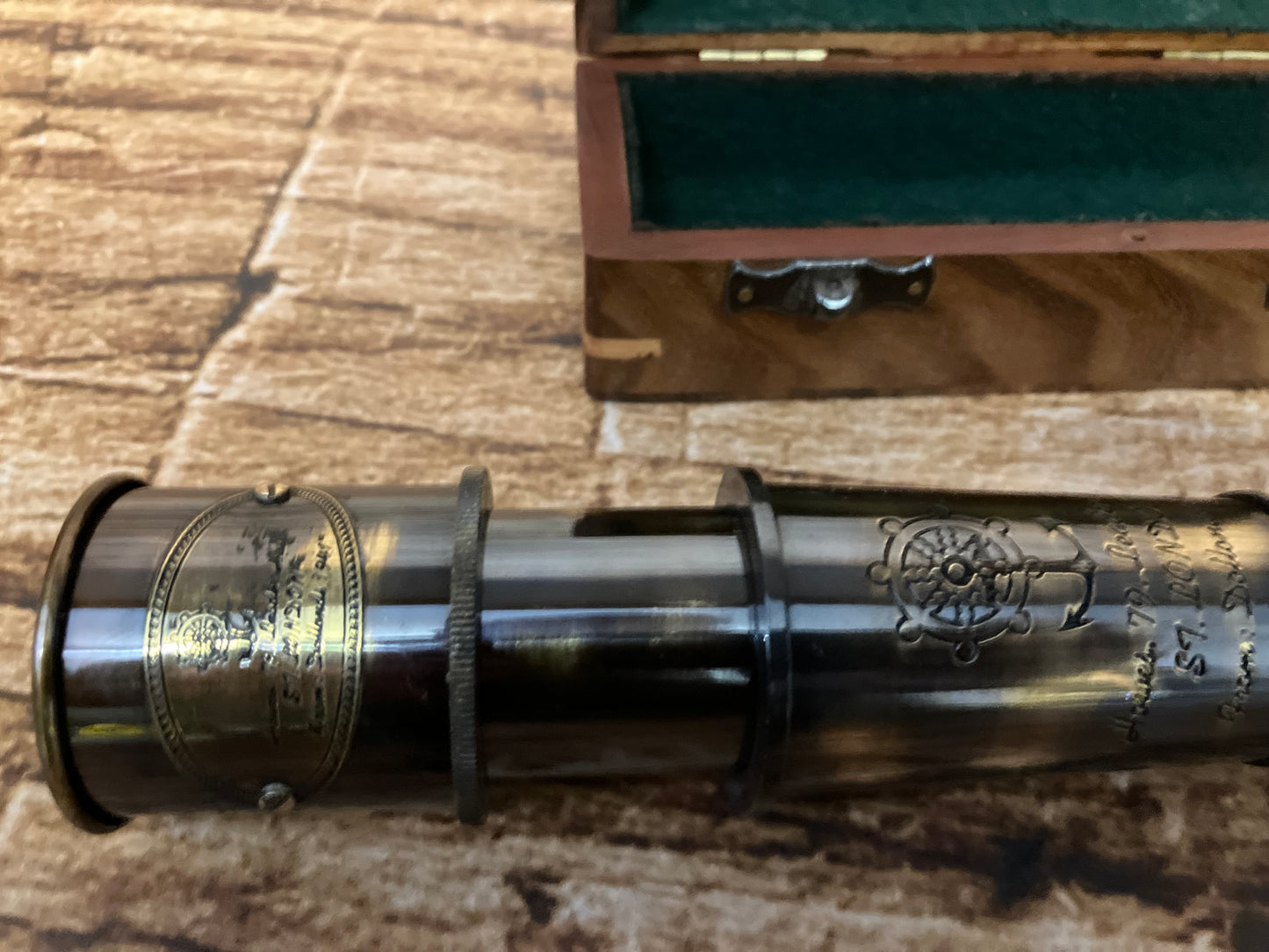 Telescoop Dollond London 1941 in kistje.