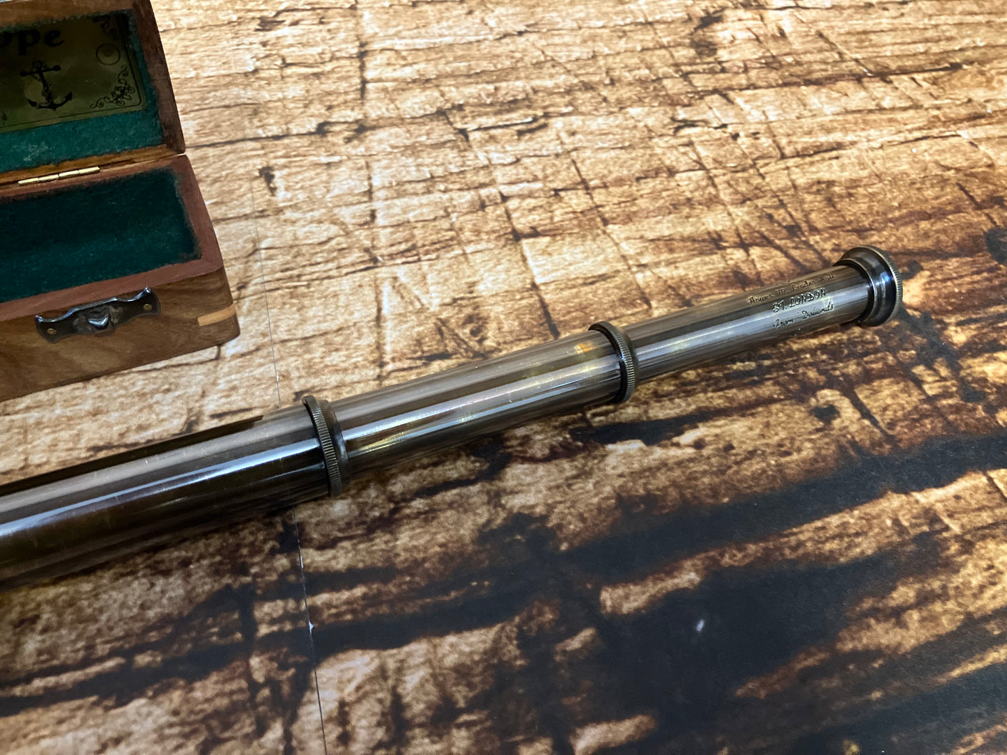 Telescoop Dollond London 1941 in kistje.