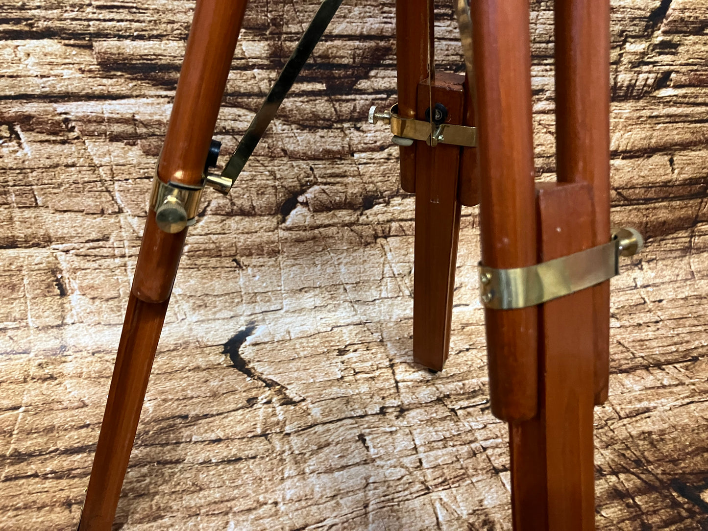 Telescoop op statief