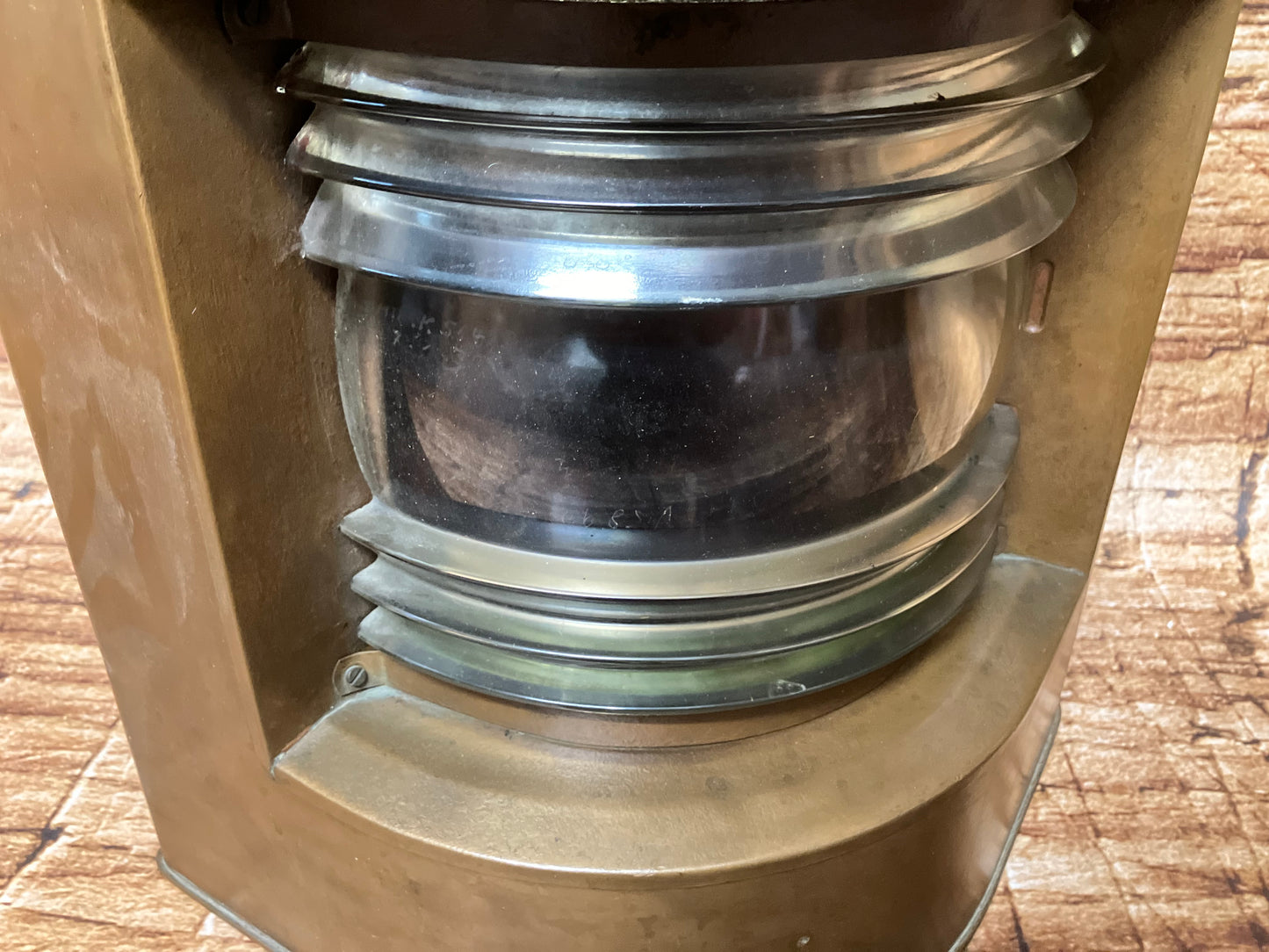 Antieke scheepslamp.