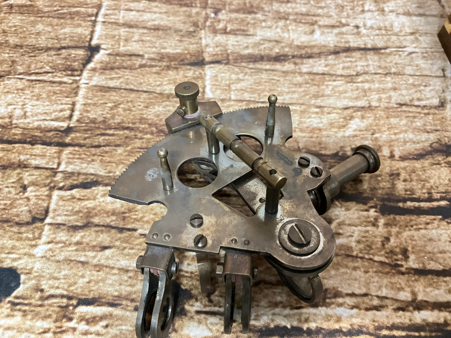 Traveling sextant in opbergkistje.