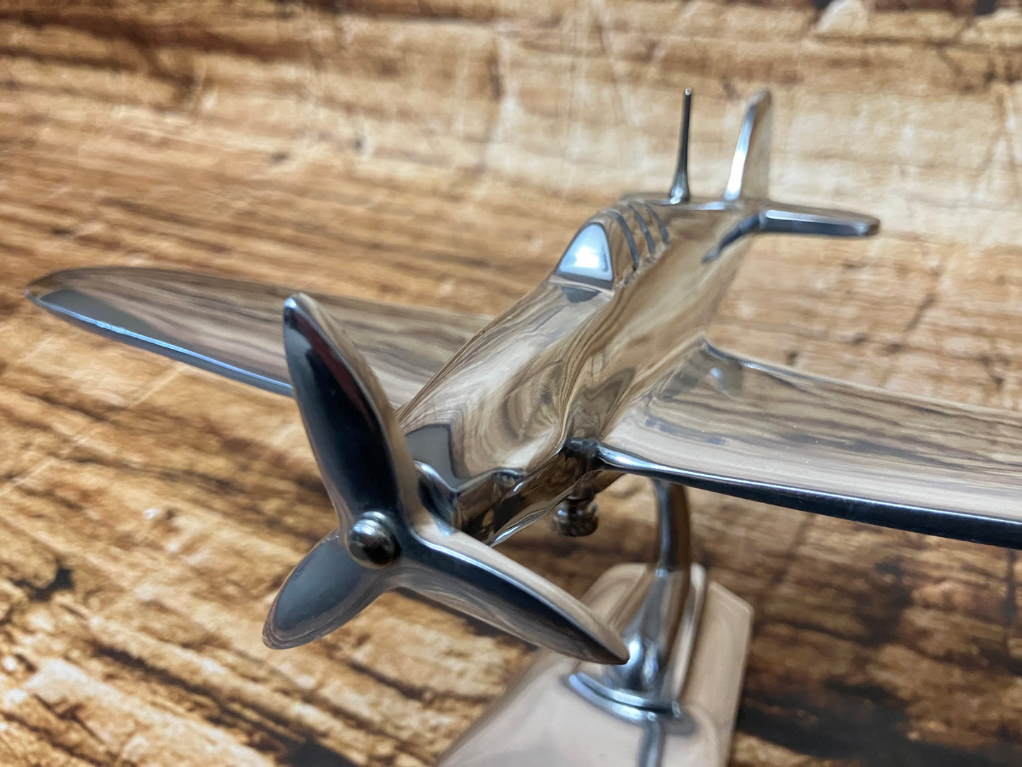 Hawker Hurricane aluminium sculptuur