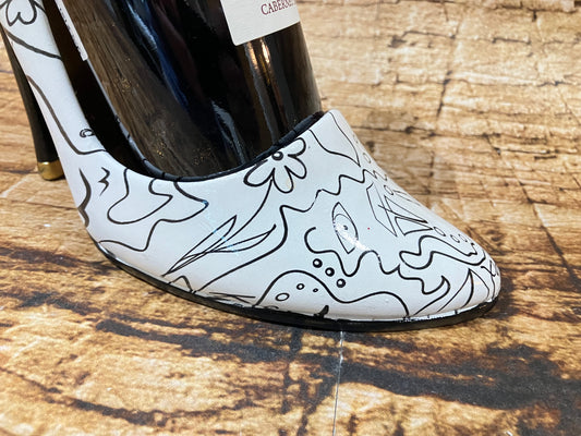 Flaschenhalter Moderne Kunst Pumps