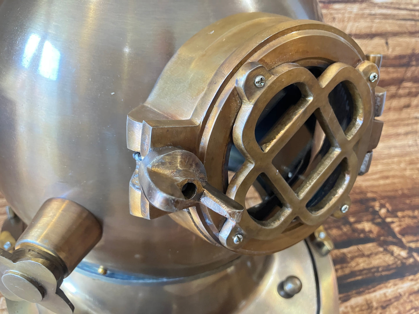 Diving Helmet Mark V U.S. Navy diving helmet