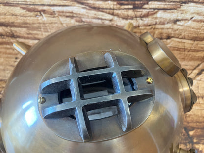 Duikhelm U.S. Navy diving helmet
