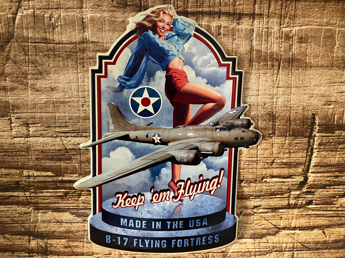 Metalen wandbord Pin-Up Keep ’em Flying B-17.